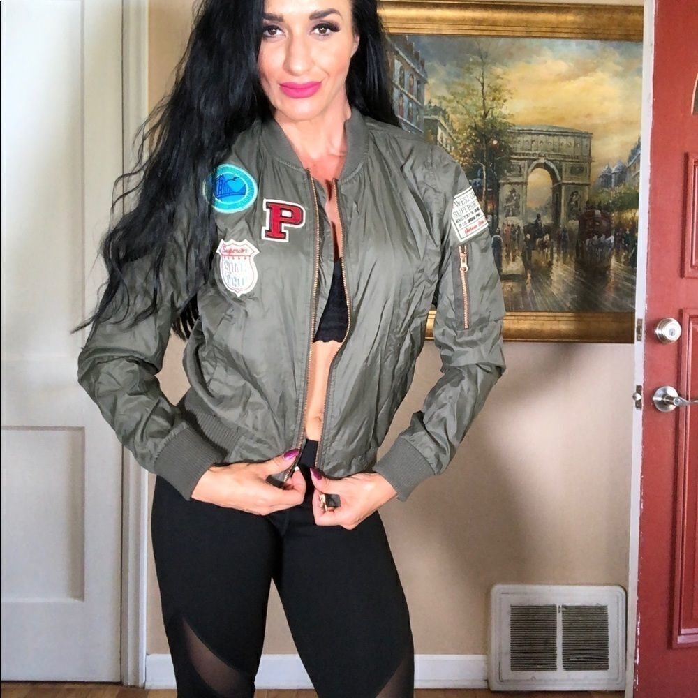 Iris fun fashion bomber style light jacket